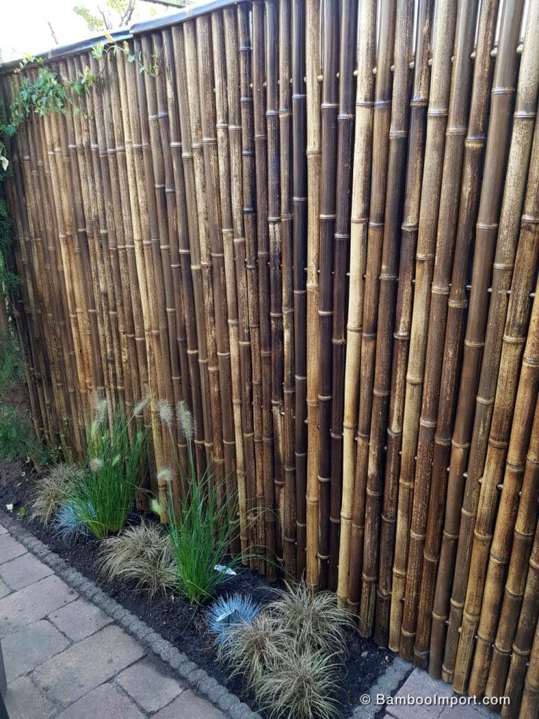 Zwarte bamboe schutting trendline van bamboo import